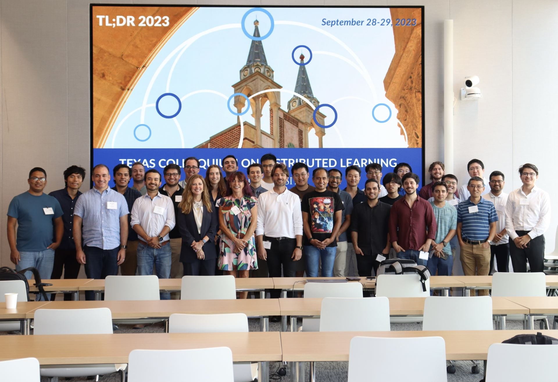 Participants in the Texas Colloquium on Distributed Learning held at Rice discussed challenges and opportunities in distributed computing and large-scale machine learning. (Photo courtesy of Michael Busch/Rice University)